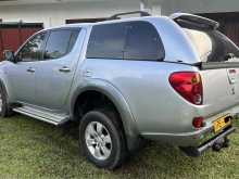 https://riyasewana.com/uploads/mitsubishi-l200-68273022852.jpg