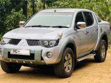 https://riyasewana.com/uploads/mitsubishi-l200-animal-1122294210182.jpg