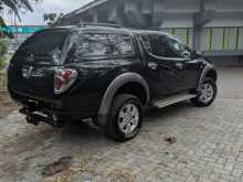 https://riyasewana.com/uploads/mitsubishi-l200-animal-2007-2515550712482.jpg