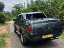 https://riyasewana.com/uploads/mitsubishi-l200-animal-2008-3000341206411.jpg