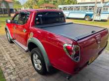 https://riyasewana.com/uploads/mitsubishi-l200-diamond-2007-716295812282.jpg