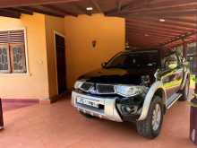 https://riyasewana.com/uploads/mitsubishi-l200-diamond-2008-2513043412731.jpg