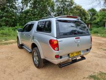 https://riyasewana.com/uploads/mitsubishi-l200-diamond-28734136136.jpg