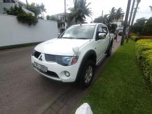 https://riyasewana.com/uploads/mitsubishi-l200-double-7732216634.jpg