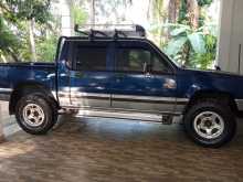 https://riyasewana.com/uploads/mitsubishi-l200-k34-1993-1114382312601.jpg