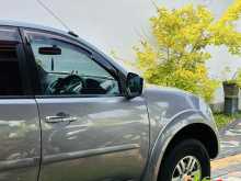 https://riyasewana.com/uploads/mitsubishi-l200-sportero-18122922573.jpg
