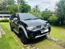 Mitsubishi L200 Sportero 2011 Pickup