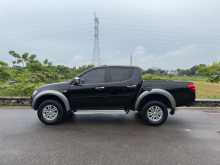 https://riyasewana.com/uploads/mitsubishi-l200-sportero-2014-310020512214.jpg