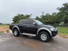 https://riyasewana.com/uploads/mitsubishi-l200-sportero-2014-310020512623.jpg