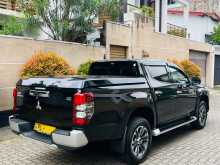 https://riyasewana.com/uploads/mitsubishi-l200-sportero-2019-58211412123.jpg