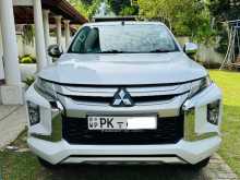 https://riyasewana.com/uploads/mitsubishi-l200-sportero-2020-2716233112662.jpg