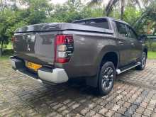 https://riyasewana.com/uploads/mitsubishi-l200-sportero-2020-2810083812183.jpg