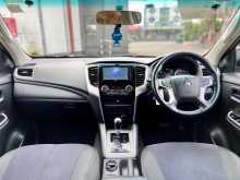 https://riyasewana.com/uploads/mitsubishi-l200-sportero-2020-69345212994.jpg