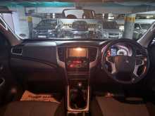 https://riyasewana.com/uploads/mitsubishi-l200-sportero-2102831864.jpg