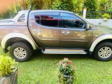 https://riyasewana.com/uploads/mitsubishi-l200-sportero-238403317456.jpg