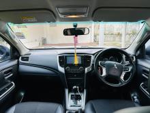 https://riyasewana.com/uploads/mitsubishi-l200-sportero-2716253617985.jpg