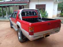 https://riyasewana.com/uploads/mitsubishi-l200-strada-1995-209070012711.jpg