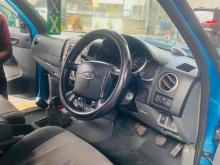 https://riyasewana.com/uploads/mitsubishi-l200-thailand-2812232317275.jpg