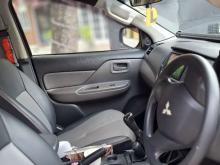 https://riyasewana.com/uploads/mitsubishi-l200-triton-41934126964.jpg