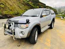 Mitsubishi L200 Warrior 2012 Pickup