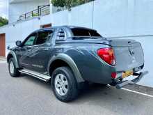 https://riyasewana.com/uploads/mitsubishi-l200-warrior-24133539642.jpg