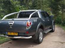 https://riyasewana.com/uploads/mitsubishi-l200-warrior-25150104115.jpg