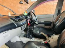 https://riyasewana.com/uploads/mitsubishi-l200-warrior-2610042817806.jpg