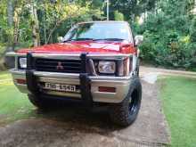 Mitsubishi L200 Strada 1992 Pickup