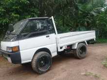 https://riyasewana.com/uploads/mitsubishi-l3-201227174372.jpg