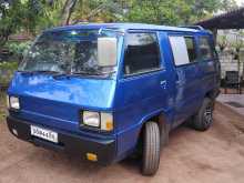 Mitsubishi L300 1984 Van