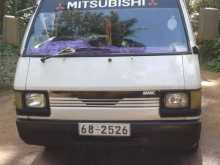 Mitsubishi L300 1982 Van