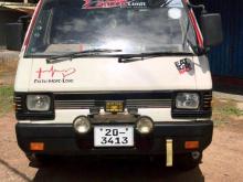 Mitsubishi L300 1985 Van
