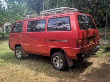 Mitsubishi L300 1985 Van