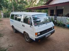 Mitsubishi L300 1985 Van