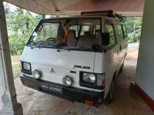 Mitsubishi L300 1988 Van