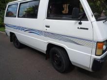 Mitsubishi L300 1979 Van