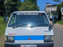 Mitsubishi L300 1981 Van