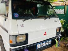 Mitsubishi L300 1983 Van