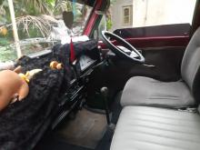 https://riyasewana.com/uploads/mitsubishi-l300-1216513617165.jpg