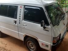Mitsubishi L300 1985 Van