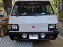 Mitsubishi L300 1984 Van