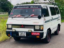 Mitsubishi L300 1986 Van