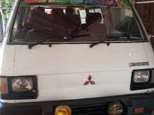 Mitsubishi L300 1984 Van