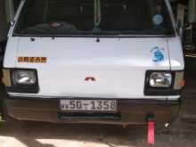 Mitsubishi L300 1985 Van