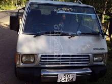 Mitsubishi L300 1984 Van