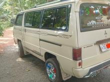 https://riyasewana.com/uploads/mitsubishi-l300-1613410817452.jpg