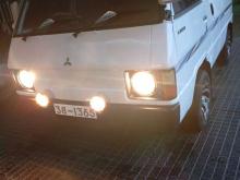 Mitsubishi L300 1982 Van