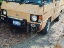 Mitsubishi L300 1982 Van