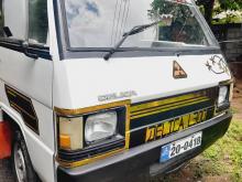 Mitsubishi L300 1981 Van