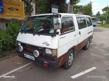 Mitsubishi L300 1985 Van